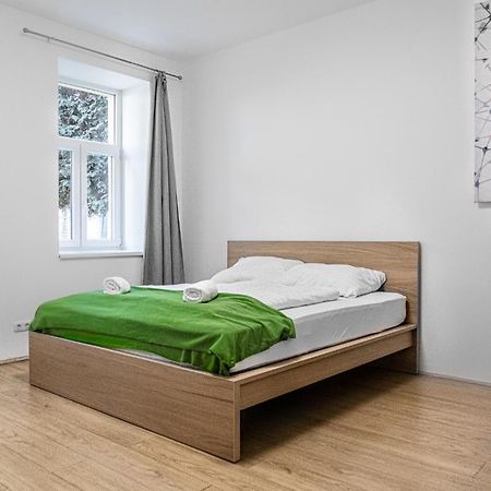 Lovely 2Br Shared Apartment, Enkplatz U3, 15Min To Center Vídeň Exteriér fotografie